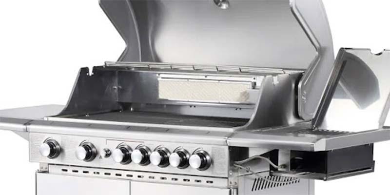 Gasgrill mit Infrarot Hinterbrenner