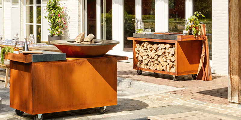 OFYR Module und Feuerschale in Cortenstahl